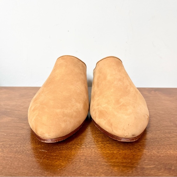 Nisolo Mariella Mules in a neutral beige color - Picture 2 of 9